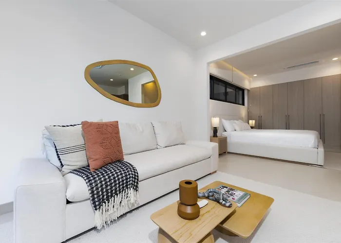 Naumi N445 | With Balcony + Club And Pools In Playas Del Coco Sardinal (Guanacaste)