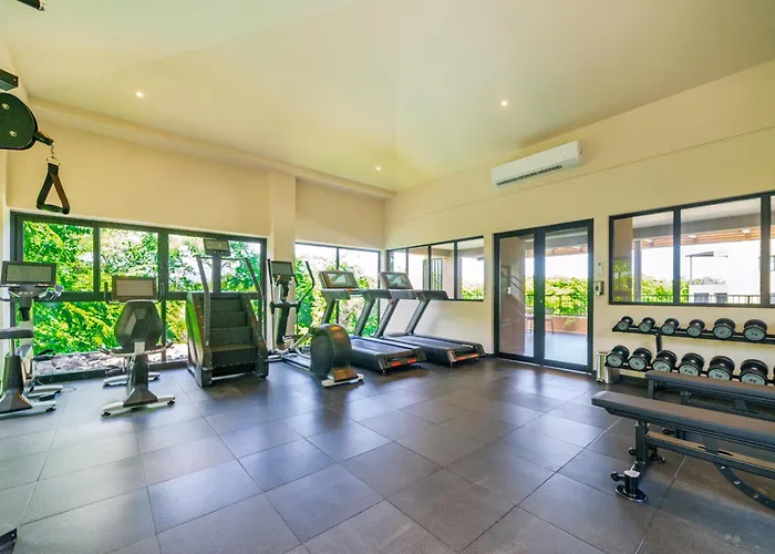 Villa Naumi N445 | With Balcony + Club And Pools In Playas Del Coco *
